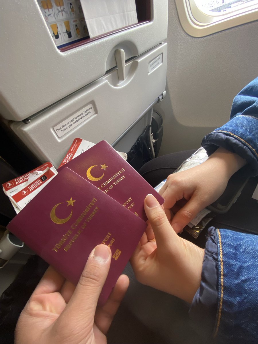 Vedalar acıtsa da, bazen gitmek gerekir.
#SağlıkÇöktüDoktorGöçtü