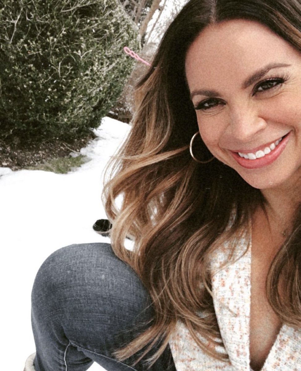 1035KTU's tweet photo. #HBD 🥳 Carolina!!! RT with a 🎂 to help us celebrate @therealcarolina and all her many amazing roles on her birthday 💐 #Mom #Wife #Friend #MediaIcon #RadioJock #Podcaster https://t.co/fDCSAmwyqN