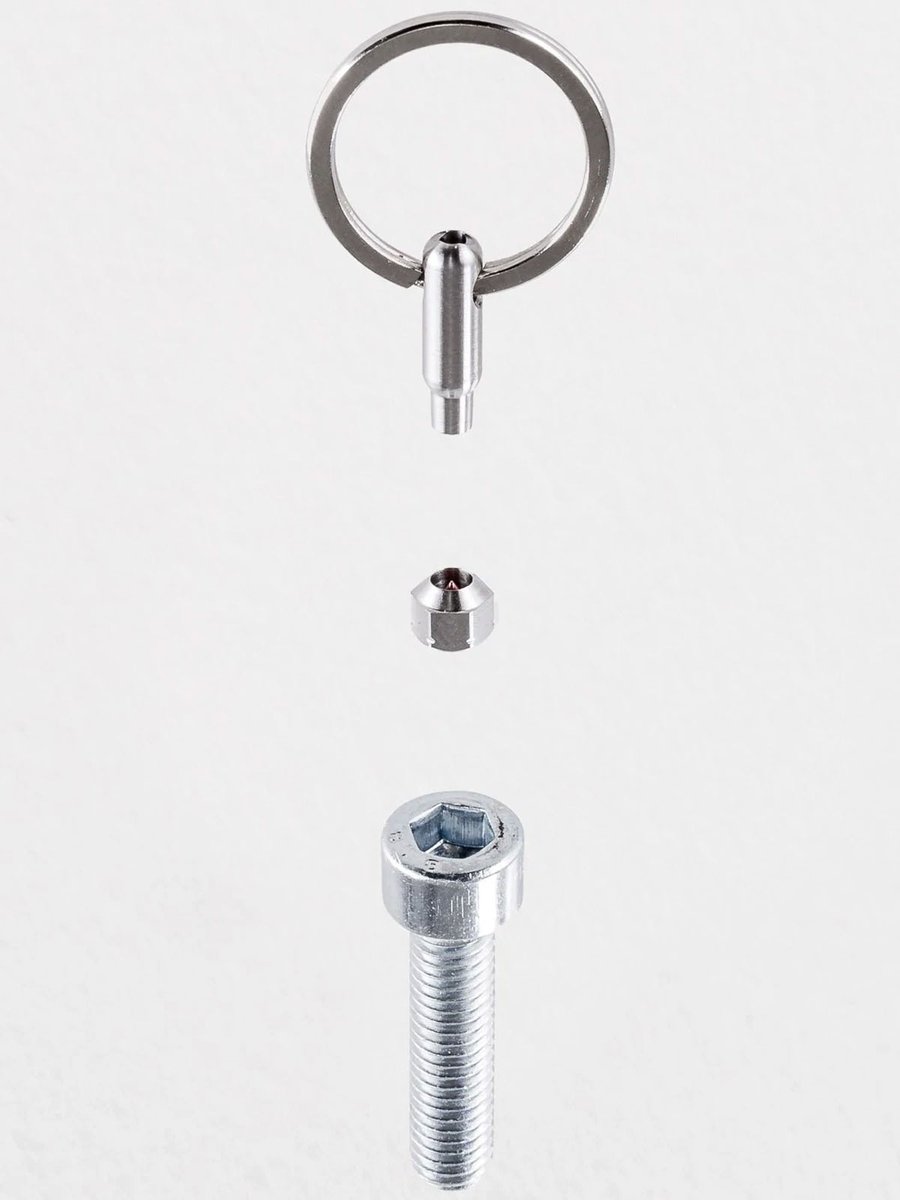 LeRepaire's tweet image. Comment lutter contre le vol des pièces et accessoires de sa moto, notamment des écrans ? 🤔 Avec un antivol magnétique codé pour boulons 💡Explications 🧐 #Hexlox lerepairedesmotards.com/actualites/202…