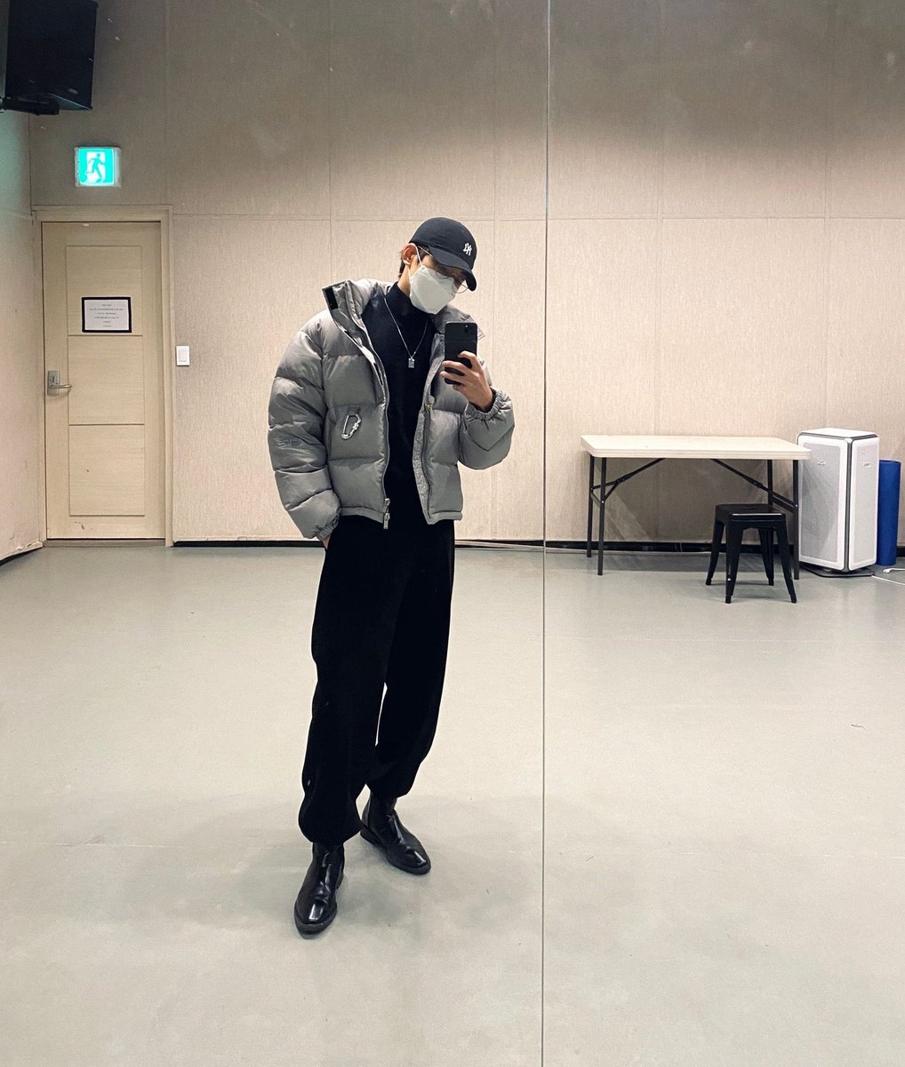 전원우 이미지와는 다르게(음?.) 의외로 사복 잘입는다는 점이 호감임