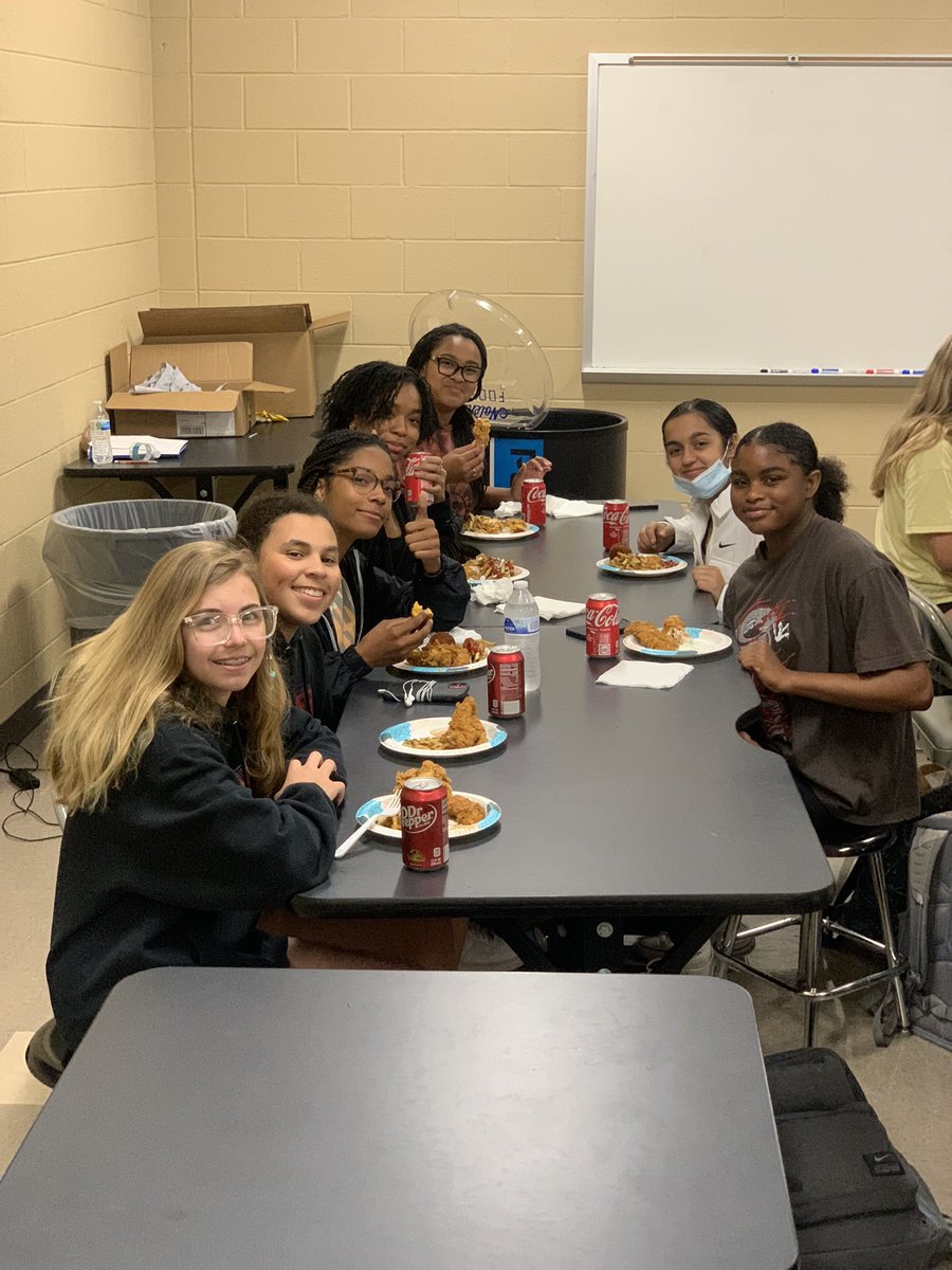 Coach Curran tweet media