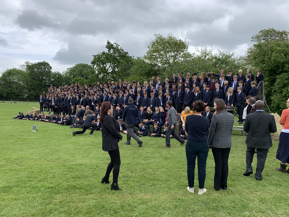 Thomas_Bredon's tweet photo. Official school photo 2021-2022 @BredonSchool https://t.co/IvEfdO10pR