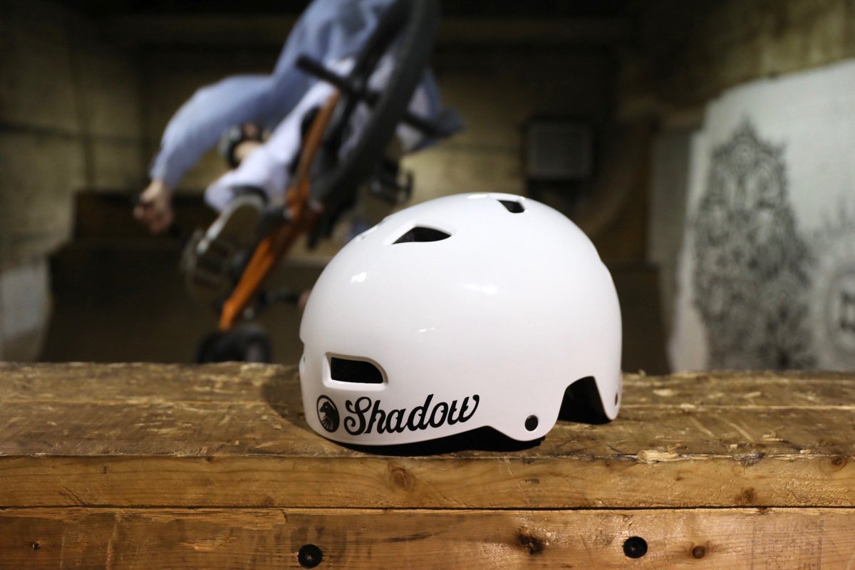 Thewheelmill's tweet photo. Ever want to try before you buy? Our helmet rental fleet is all @ShadowBMX classic helmets. Try one for a session and if you love it pick one up from our shop! #twmshop https://t.co/6ynL7UKqdd