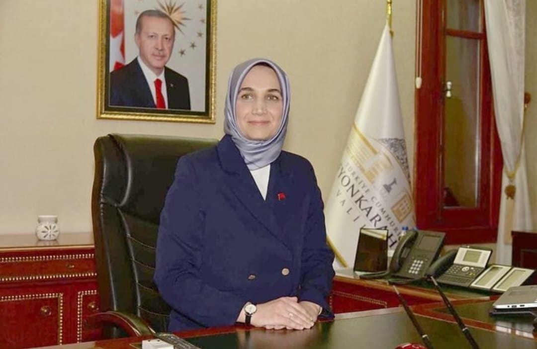 synprefabrik's tweet photo. Bugün göreve başlayan Afyonkarahisar Valisi Sayın Kübra Güran Yiğitbaşı ‘na başarılar dileriz . @kubrayigitbasi https://t.co/vmwiEDS0bY