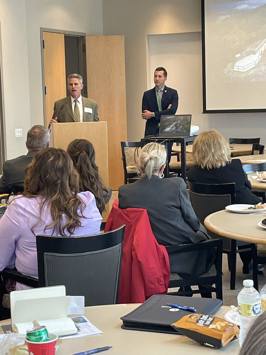 Congratulations to leaders in Adams County for a successful Adams County Day at the Capitol. <a href="/Ohio_SE/">OhioSE</a> and <a href="/JobsOhio/">JobsOhio</a> were happy to be with you and share economic development updates. It was a packed event with great support from state officials!