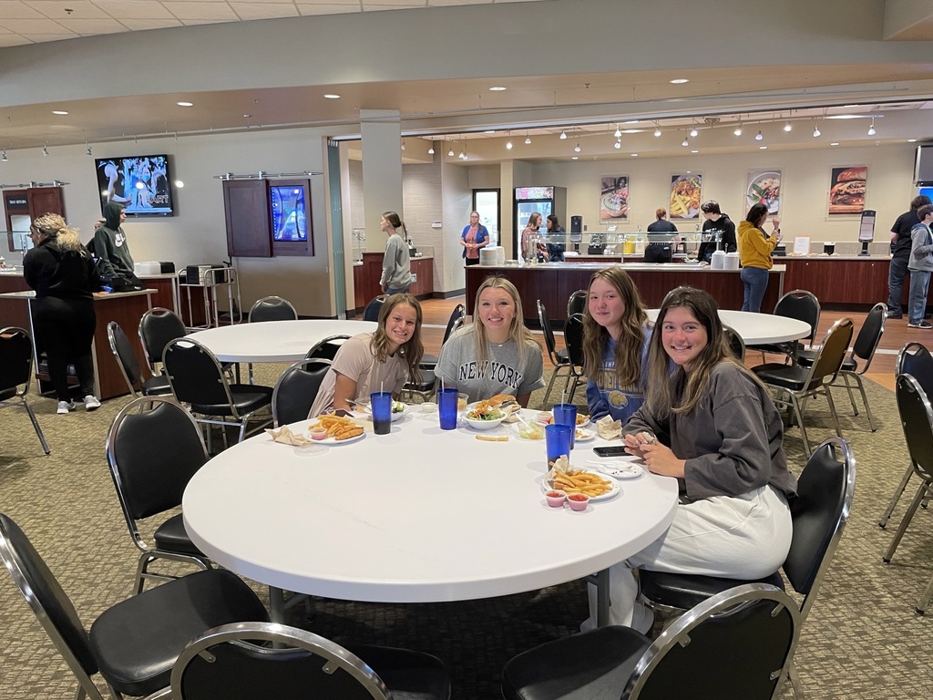 On Tuesday our junior class had the opportunity to visit Jackson College and Spring Arbor University.