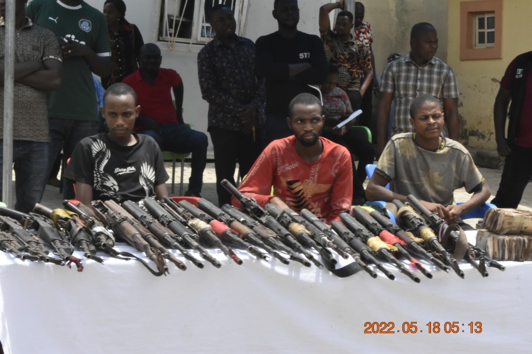 Princemoye1's tweet photo. KIDNAPPERS OF GREENFIELD STUDENTS , OTHER KIDNAPPING, RAPE SUSPECTS ARRESTED
• 61 Firearms, 376 Ammunition, 22 Cartridges, Cash Sum of 2 Million Naira Recovered.
The Force Intelligence Bureau Special Tactical Squad (FIB-STS) operatives following directives from https://t.co/M42H8SC8Np