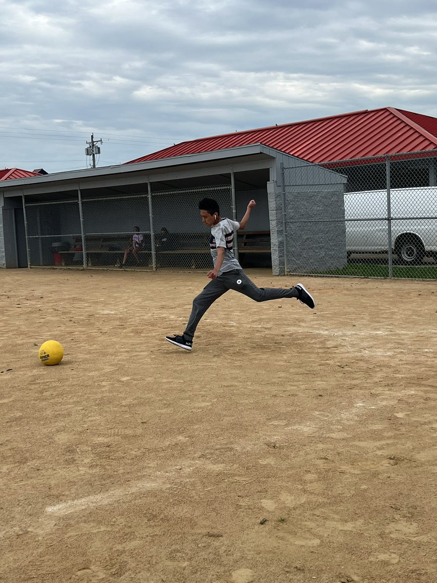 MrsRamicone's tweet photo. Field Day 2022 https://t.co/6ZeP6ymvNV