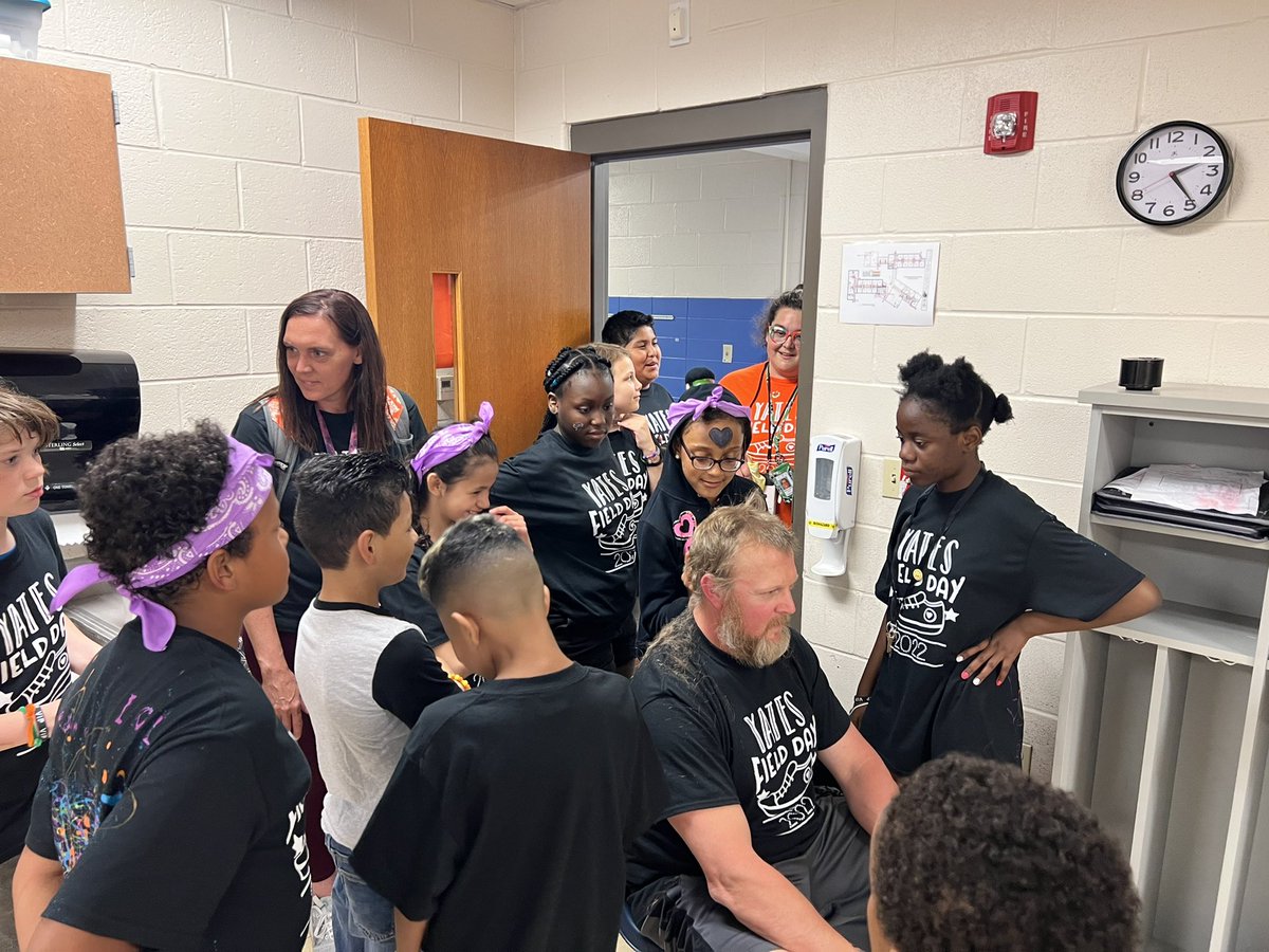 BRichburg78's tweet photo. When the class wins the challenge, the PE teacher gets his head shaved! Such a great way to end an amazing field day 2022💚💛! #TeamYates https://t.co/1S2m3Q6oMe