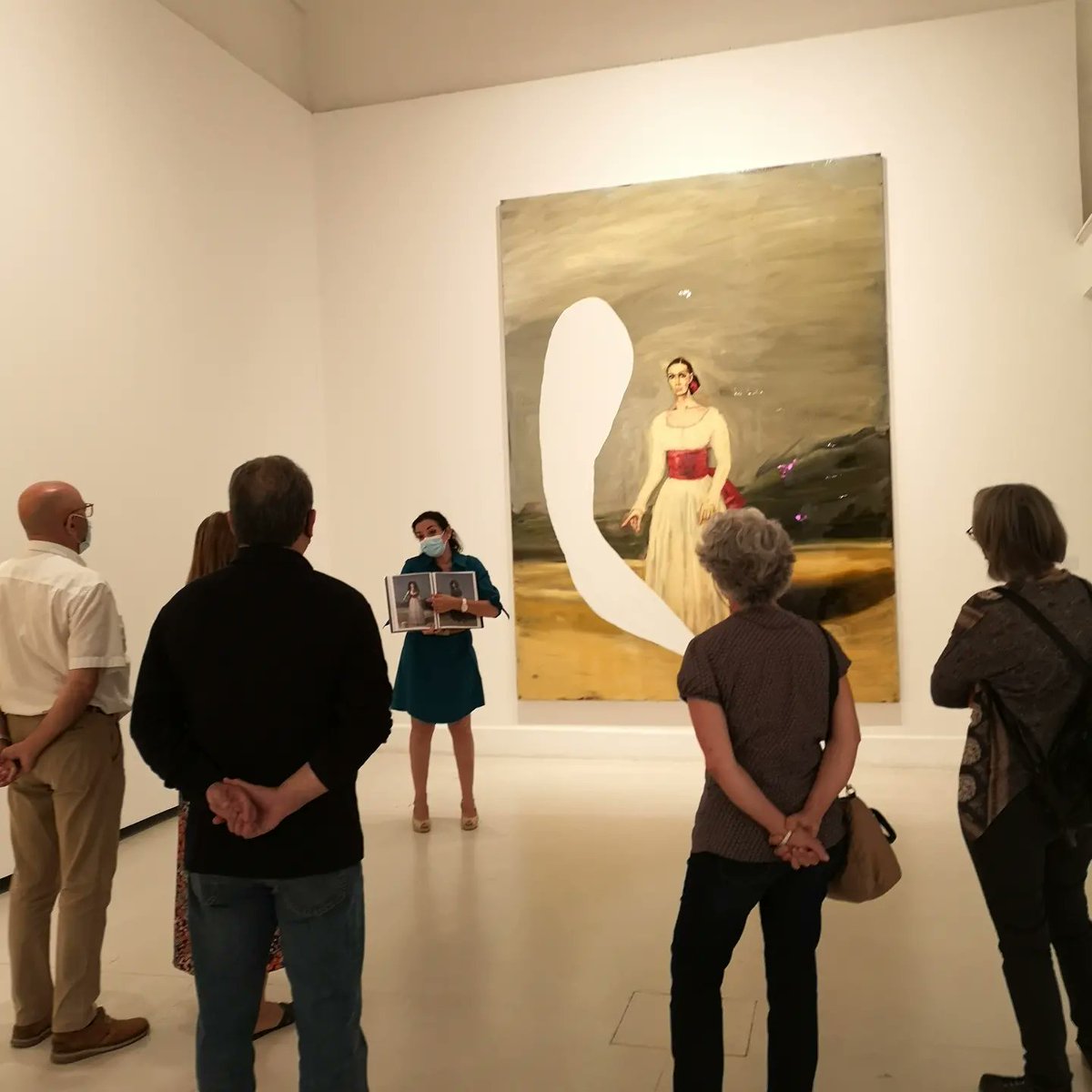 GCYComunicacion's tweet photo. #DIM22 Hoy hemos disfrutado de una gran jornada por el #díainternacionaldelosmuseos con visitas guiadas por una selección de obras de las colecciones permanentes de #PasiónII y #NeighboursIV y de las exposiciones temporales #JulianSchnabel y #PhilFrost https://t.co/3G3dSFqQcn
