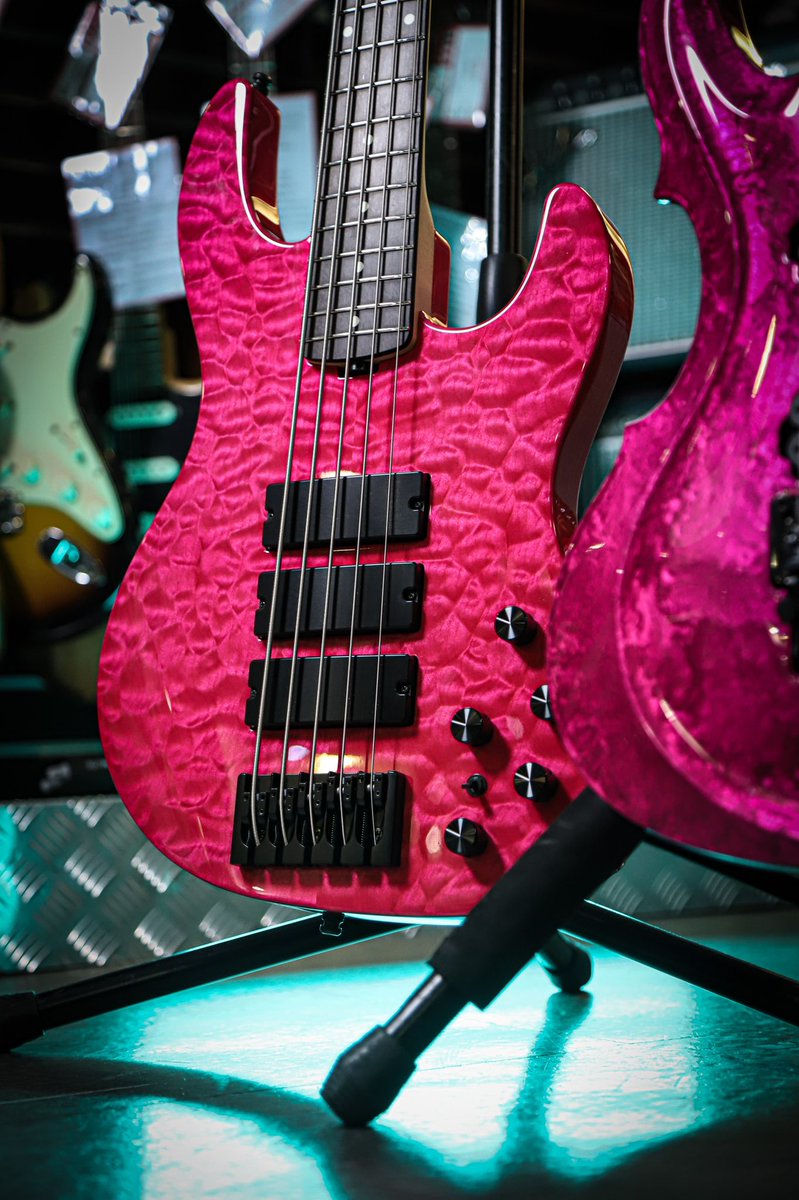 espmikan's tweet photo. Pink Ladies @ESPGuitarsJP
#ESPをすこれ #ESPordermade
#ESPcustom #ESPAmaze #ESPbass
#ESPFRX #ESPForest #ESPguitars #pink #hotpink #mij #ESP世界第一 https://t.co/9oRoLi7Jwl