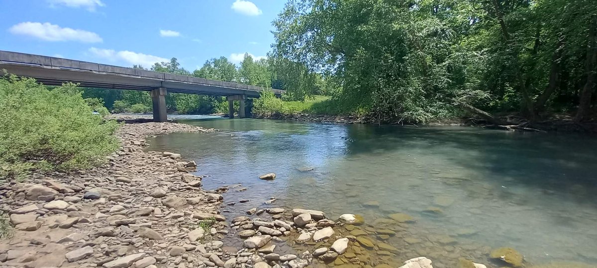 RArkadelphia's tweet photo. Yet another expedition this time around the Ozarks national forest and the surrounding areas this set of images are from the town of oark of which the first image has the famous oark cafe in it and the next three are of the close river next to the town the mulberry river 1/6 https://t.co/p6uBMLWq40