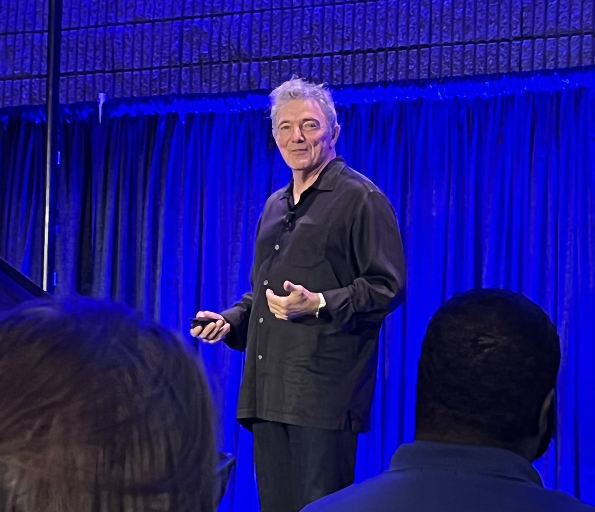 Such a great session @WorkhumanLive with <a href="/drdantomasulo/">Dan Tomasulo, PhD</a> talking hope and recharging when emotionally depleted. Loved his humor. #hope #resilience #author