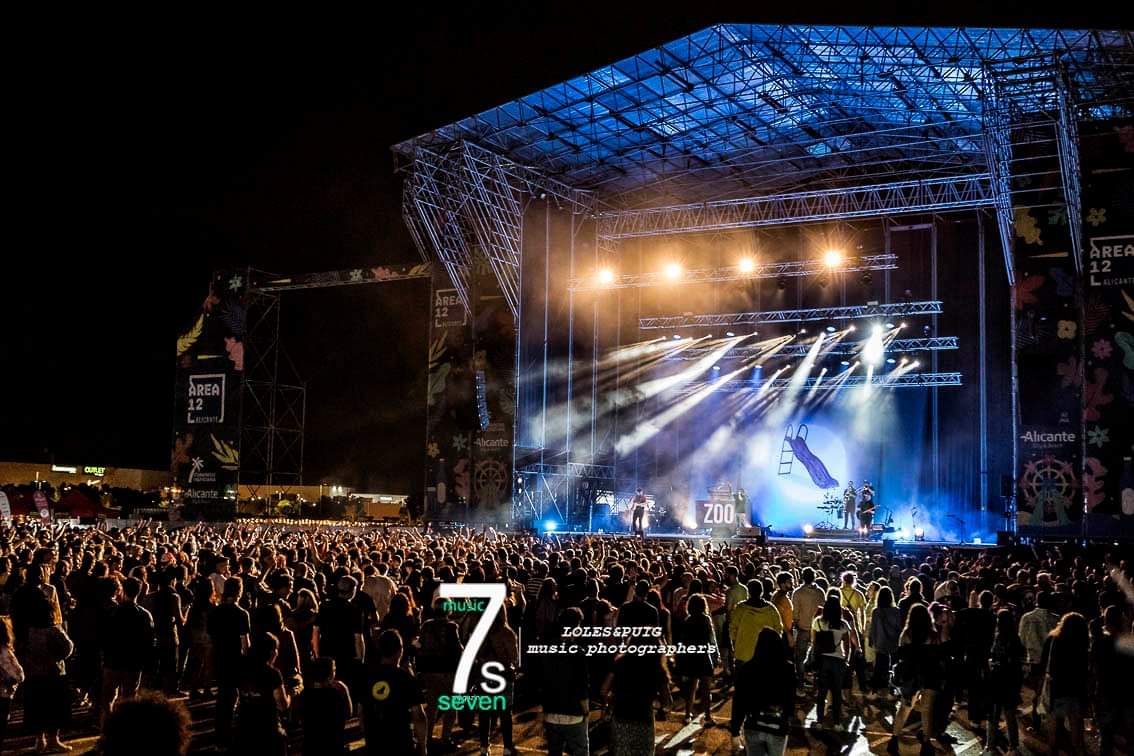 7s7Magazine's tweet photo. Comenzó la actividad en @Area12alc  #Alicante con el concierto de @ZooPosse y  #ChillMafia #Pupilles #DjPlanB  el pasado fin de semana  #MultiespacioRabasa #concierto #músicavivo 
Crónica y fotos aquí:
https://t.co/OEVewwPMWf https://t.co/L4udGRQdu0