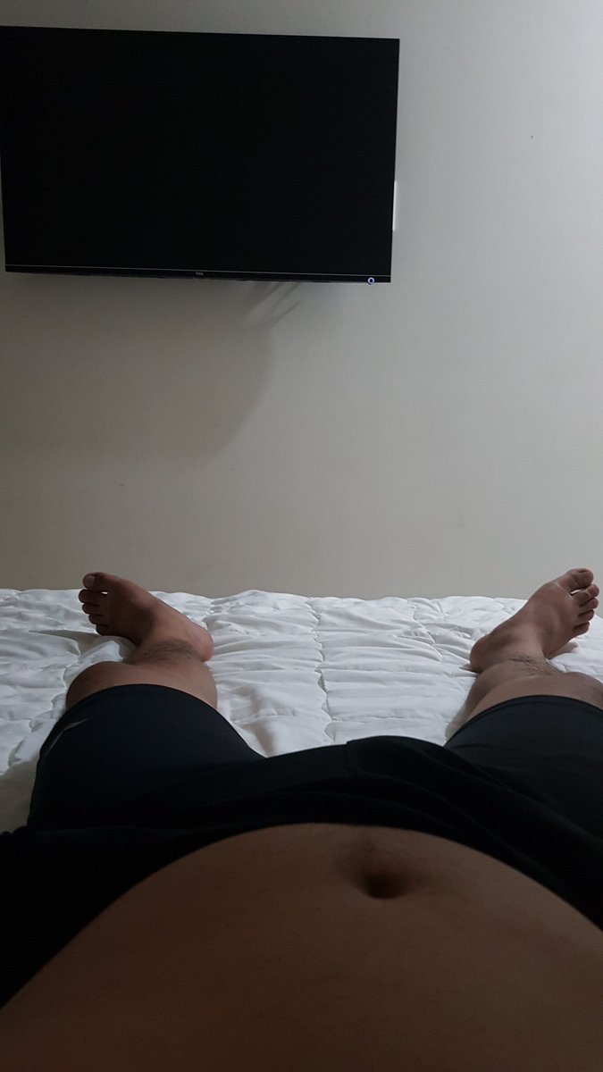 maychich's tweet photo. Có chin e nao ở khu trung sơn ko.
Tối ngủ minh buồn quá qua ngu chung cho vui https://t.co/jTlJGLoqVR