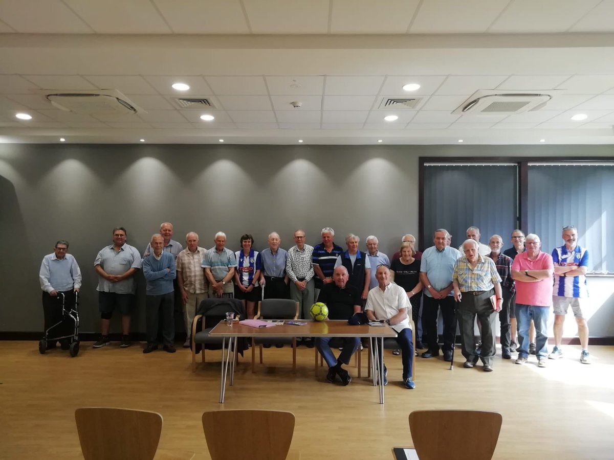 andyread52's tweet photo. I think we can safely say we’ve had a successful launch. Thanks to @ColU_Official legends - the 2 Micky’s ‘Packer &amp; Cook’. Sudbury Sporting Memories meet every Wednesday @kingfisherlc at 2.15. #SpreadTheWord @SFPSudbury @SpiritofSudbury @TownOfSudbury @SudburyTC @Active_Suffolk https://t.co/Mi2QKdPhnG