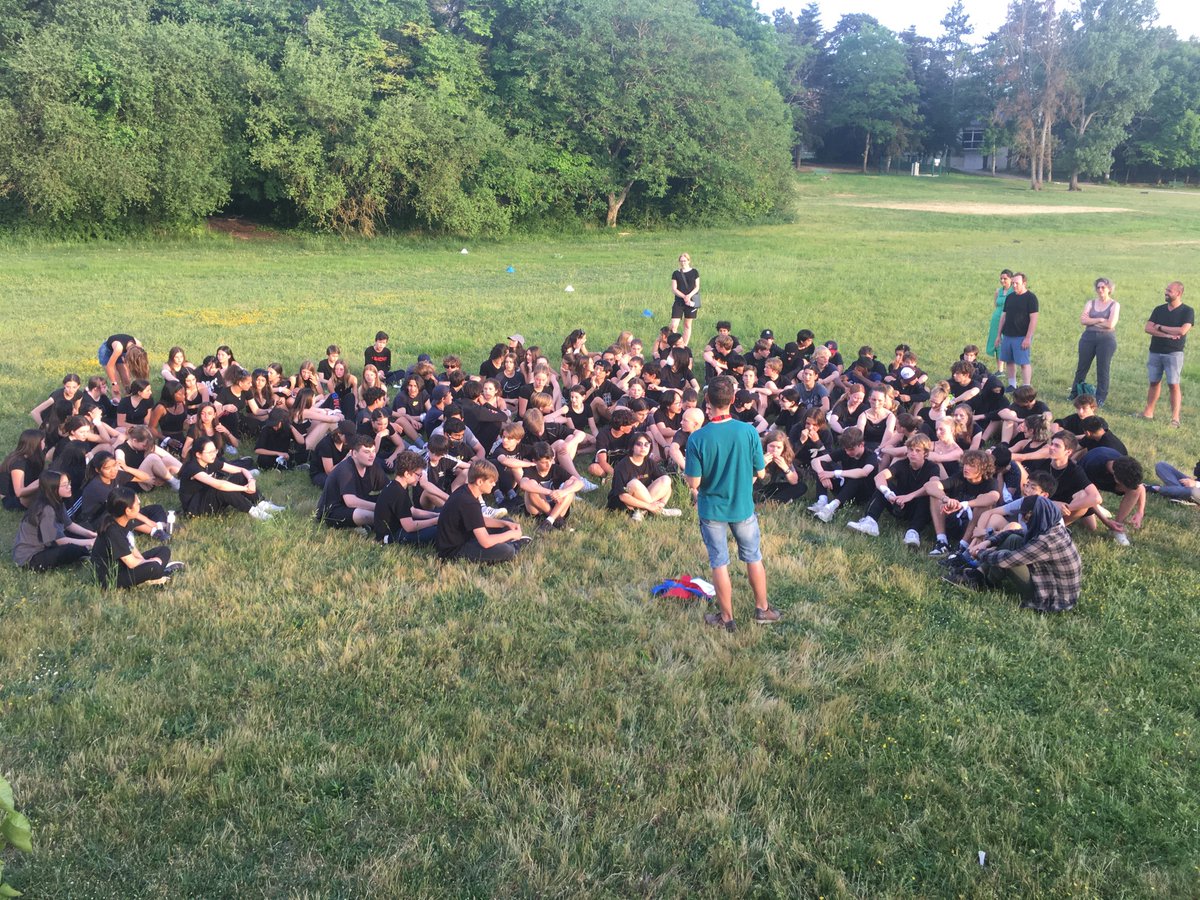 craigs_simon's tweet photo. The calm before the storm. Getting ready for Capture The Flag. #Loire2022 @ISB_MS https://t.co/BIPEluVfZh