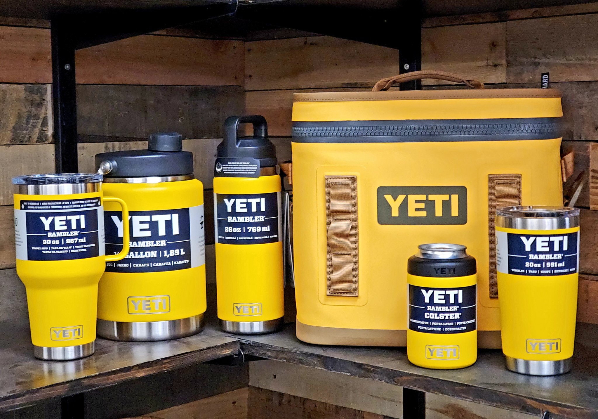 YETI Rambler 30 oz Tumbler - Alpine Yellow