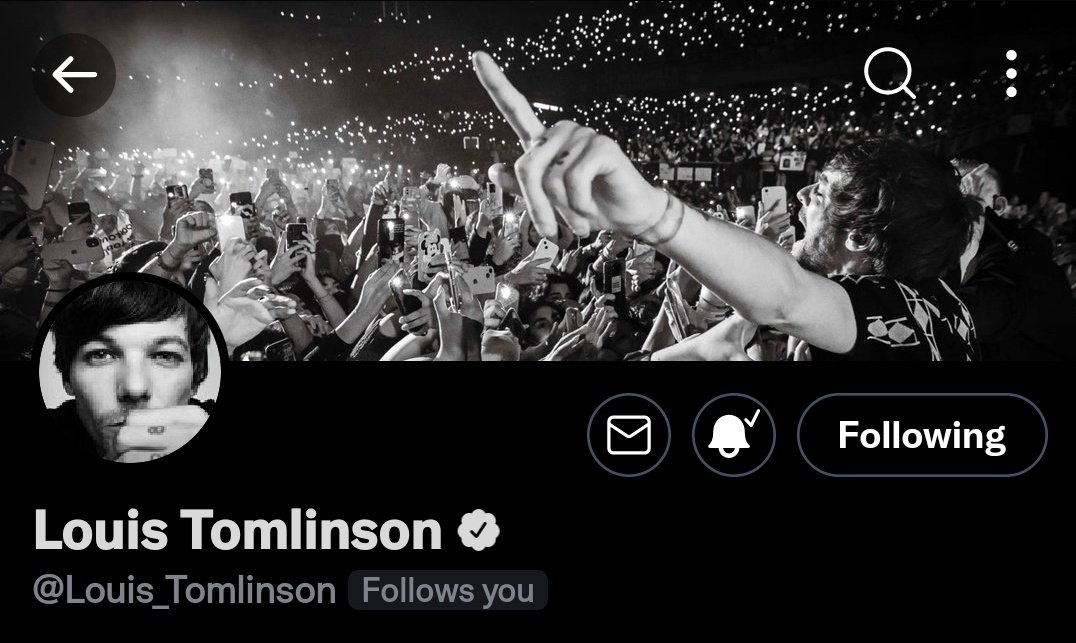 LouisWTNews's tweet photo. #Update | Louis has updated his header! https://t.co/RWLAPJ2fIC