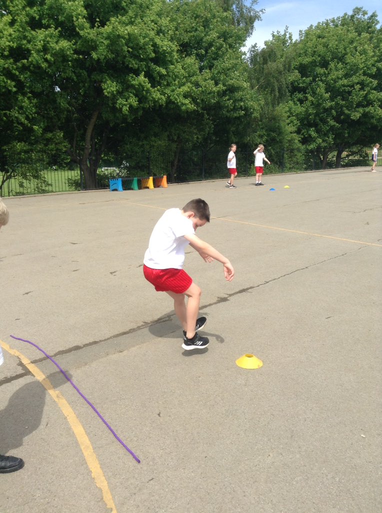 Chandlers Ridge Y3 tweet media