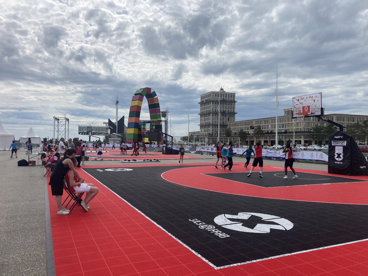 unss76's tweet photo. Plus 200 élèves de l’#unss76 et de @seinemaritime réunis sur les terrains de la #gymnasiade2022 ce mercredi 18 mai @LH_LeHavre
@dsden76 @ac_normandie https://t.co/2YPvNFCRIT