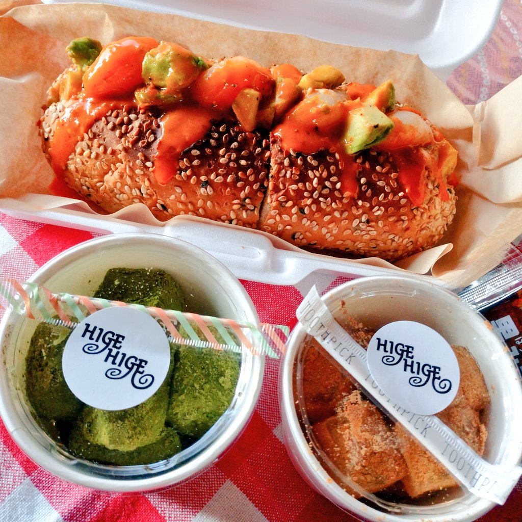 enishi_enmusubi's tweet image. 羽幌での遭遇から数週間…
いつかリベンジをと願っていた
 #HigeHige さんに
本日再会いたしました✨
(勝手に(笑))

 #2Beans さんにもまた会いたい…☕

エビ🦐ちゃんとアボカドちゃん🥑
わらび餅、
ラスイチのきなこちゃんと抹茶ちゃん✨
ゲットできてよかった🎵

美味しかったぁ〜(*´ч`*)