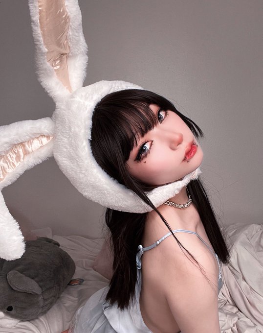 2 pic. I just want anime tits :( ? https://t.co/ha7uOWV2vn