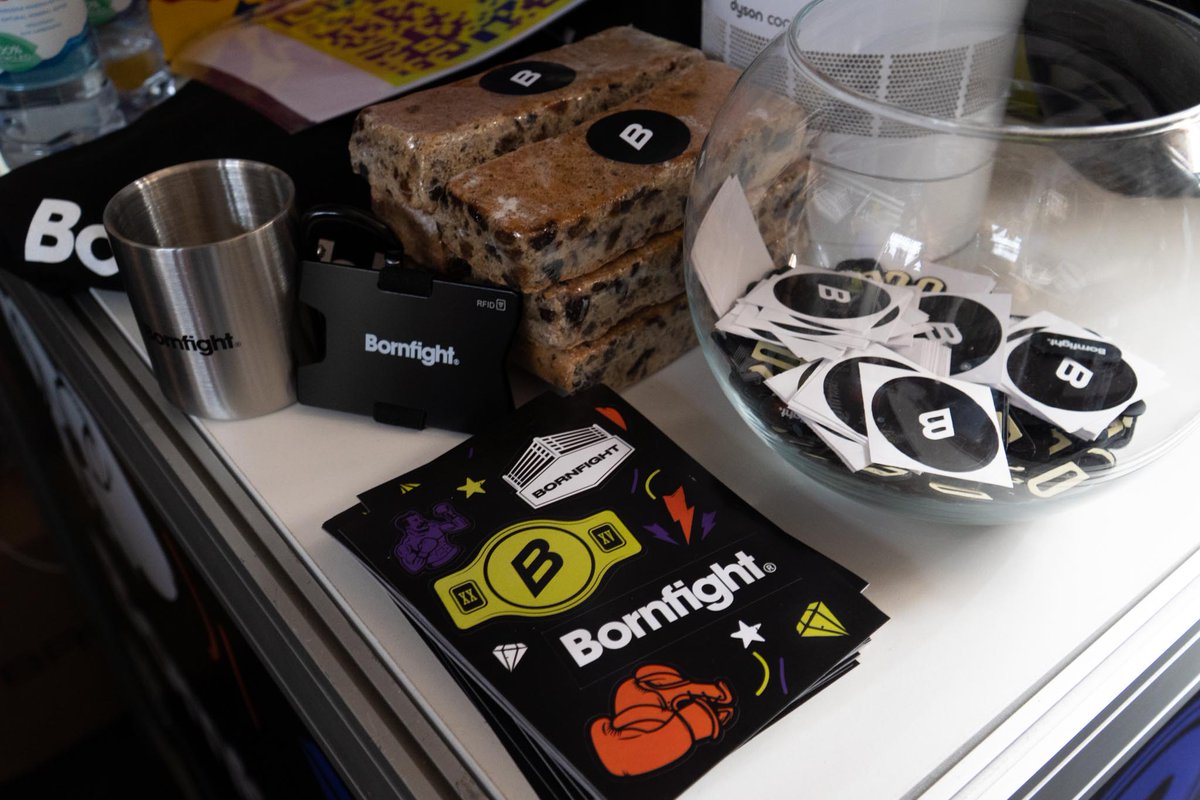 Thank you for joining us at FER Job Fair — we had food, drinks, merch and quizzes, and we talked with so many interesting and curious students.

Can’t wait to see you again next year!

#JobFair #JobFairFER #Career #Students