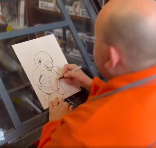 downtownakron's tweet image. 🦸🏽Lots of #CoolStuff coming from @RubbCityComics in the next few days. Meet Ray Park (a.k.a. Darth Maul) on Sunday, May 22 at noon &amp;amp; QuAkron Comicon converges (#multiverses) with the @AkronRubberDuck game on May 28. Find out more bit.ly/RubberCityComi… #Akron #darthmaul #QuAkron