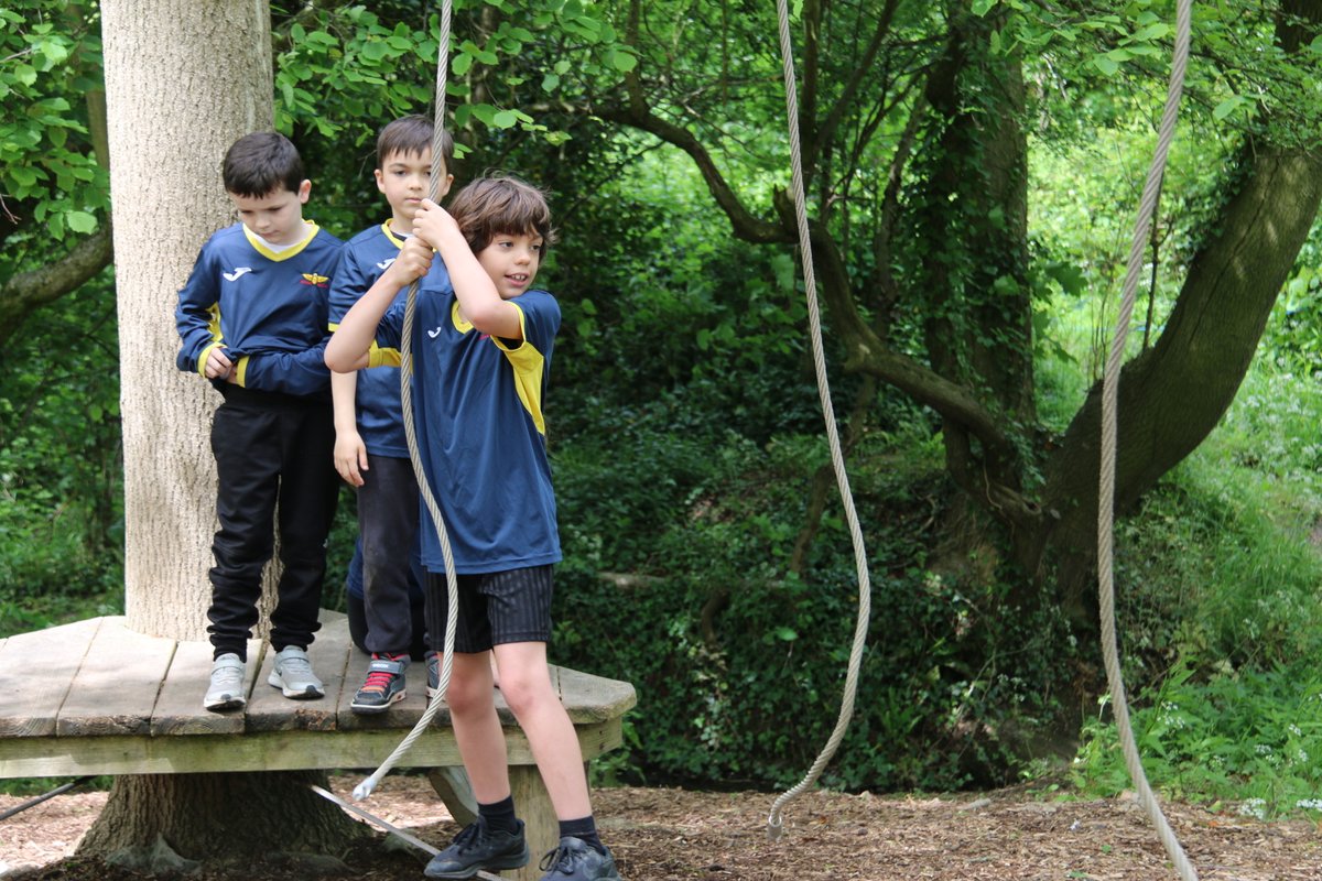 wesportap's tweet photo. We had a great day down @Mojo_Active!

Schools from Bristol, North Somerset, South Gloucestershire &amp; B&amp;NES split over morning &amp; afternoon sessions took part in various outdoor activities including climbing, balancing &amp; jumping! 

https://t.co/e40j3TcFuV https://t.co/Dps1tQSgjE