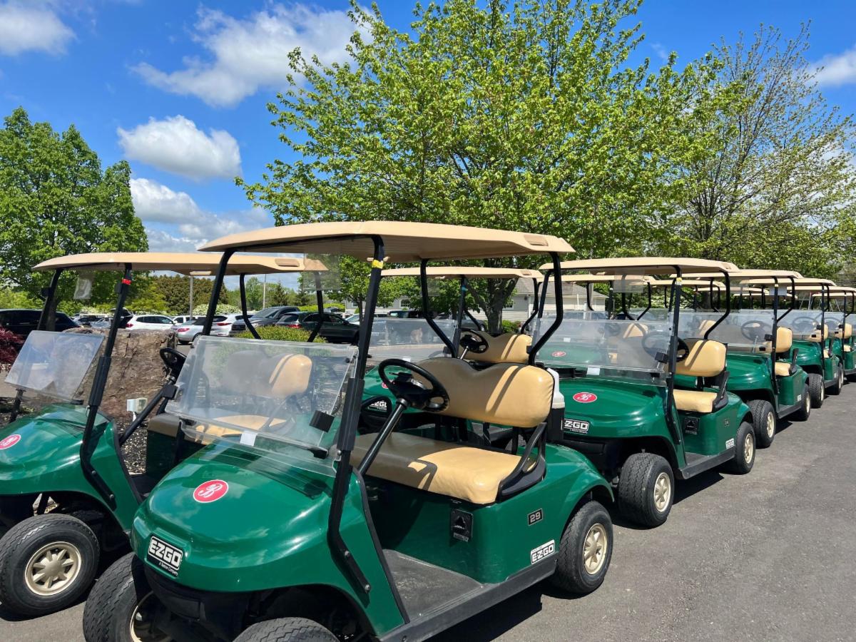 The_Bucks_Club's tweet photo. This is how we roll ⛳️ 

#thebucksclub #buckscounty #buckscountygolf #buckscountygolfclub https://t.co/WFvfkgm5Gy