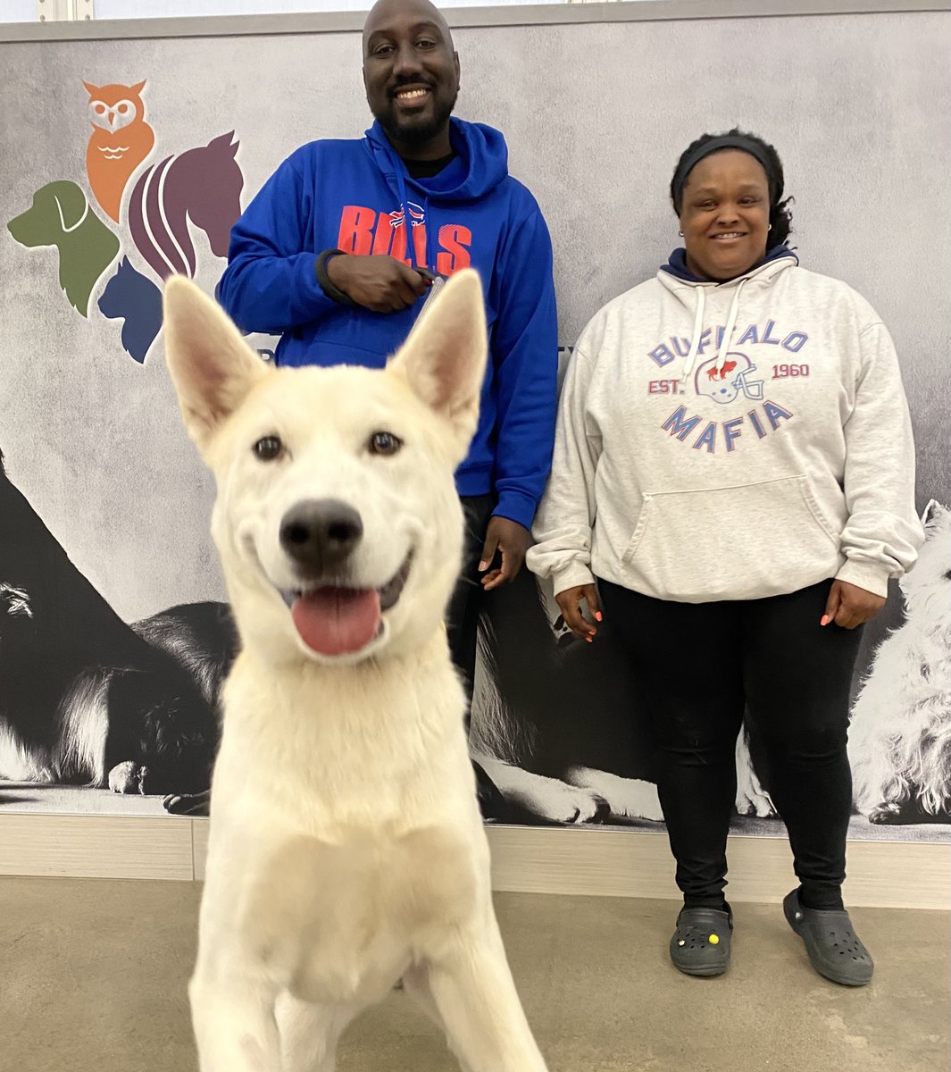 Ok, this picture goes in our top ten favorite adoption photos! Phoenix from Tonawanda adopted Taylor!! #frontandcenter