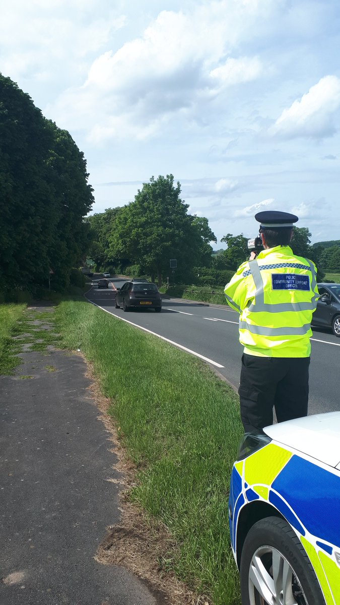 Ross On Wye SNT (@rossonwyecops) on Twitter photo Pcso's 40025 Hall and 6212 Kysow have carried out speed surveys on the A49 at Peterstow.
@PeterstowPC
<a href="/insp_j/">Insp J Ashton</a> @CCPippaMills
#love30 #speedawareness
#roadsafety Pcso's 40025 Hall and 6212 Kysow have carried out speed surveys on the A49 at Peterstow.
@PeterstowPC
<a href="/insp_j/">Insp J Ashton</a> @CCPippaMills
#love30 #speedawareness
#roadsafety