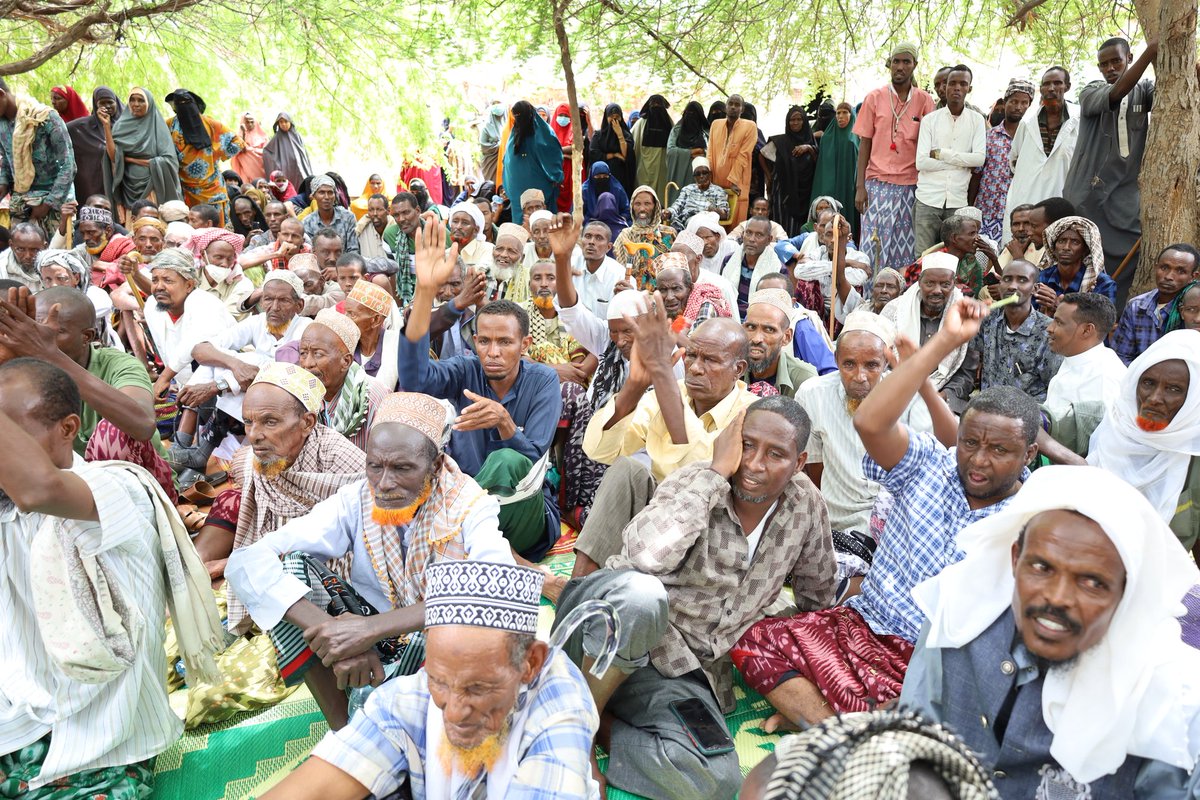 OfficialUgas's tweet photo. overwhelming support and kind words for my gubernatorial bid. 

I wish to continue with similar engagements with rer Wajeer in the coming days God willing.Thank you Rer Aba Ismail. https://t.co/f3v3AR5MdH