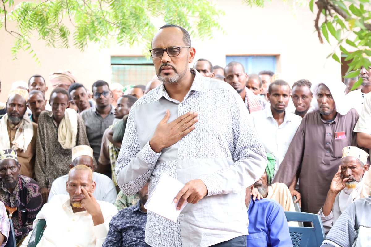 OfficialUgas's tweet photo. overwhelming support and kind words for my gubernatorial bid. 

I wish to continue with similar engagements with rer Wajeer in the coming days God willing.Thank you Rer Aba Ismail. https://t.co/f3v3AR5MdH