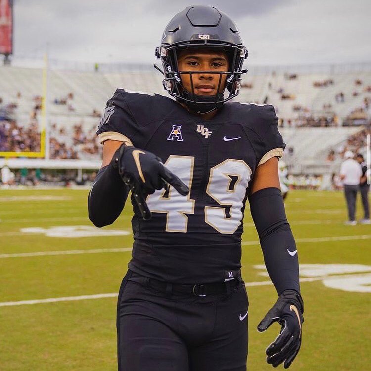 chauncey_333's tweet photo. Early Morning Blessing ! Honored to receive an offer from the University Of Central Florida !💛🖤 #FightOn ⚔️ @CoachT_HarrisJR @EricKresser https://t.co/OIFKOa9zku
