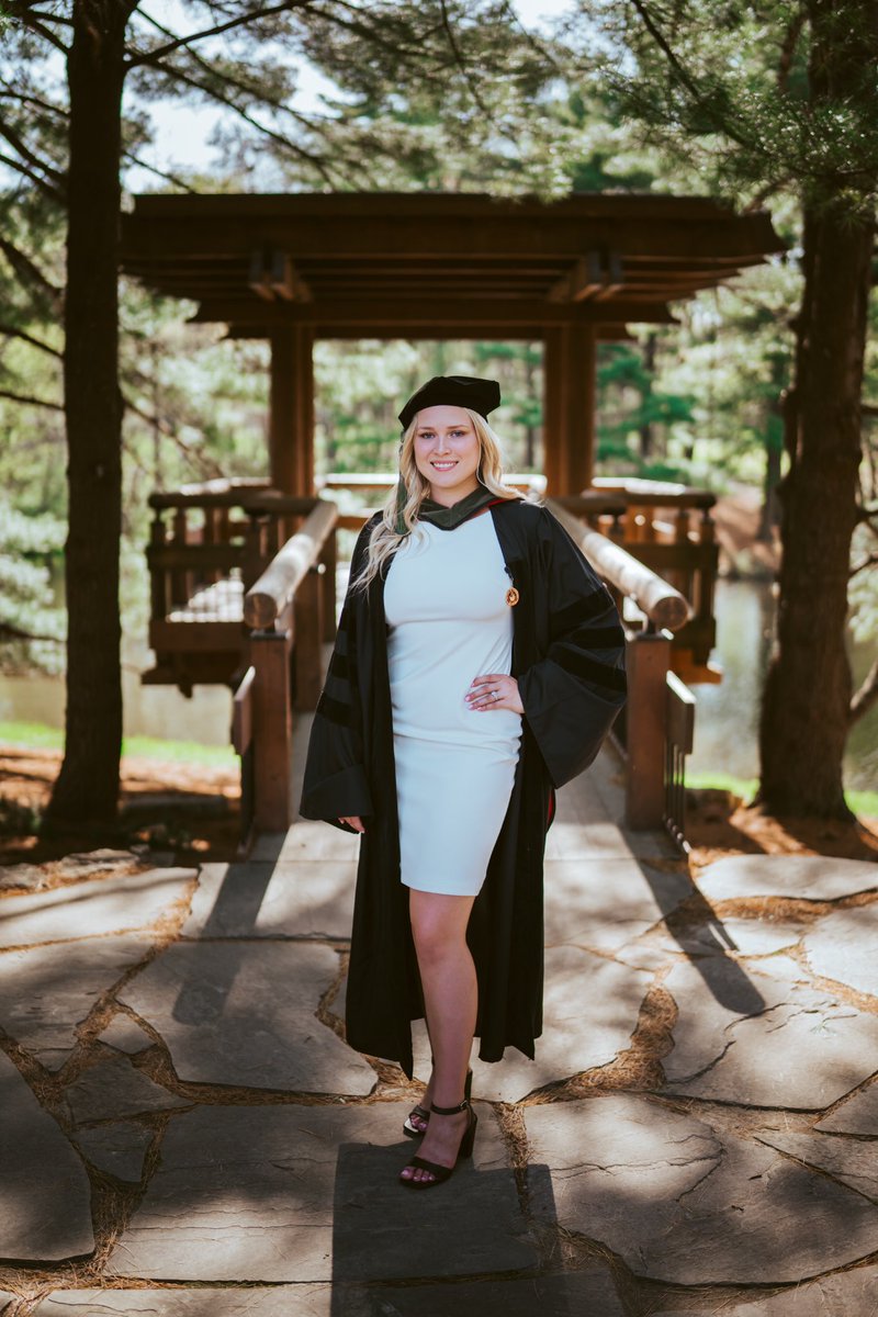 SydVish15's tweet photo. I’m a doctor nbd #PharmD https://t.co/7wLYUUTOi5