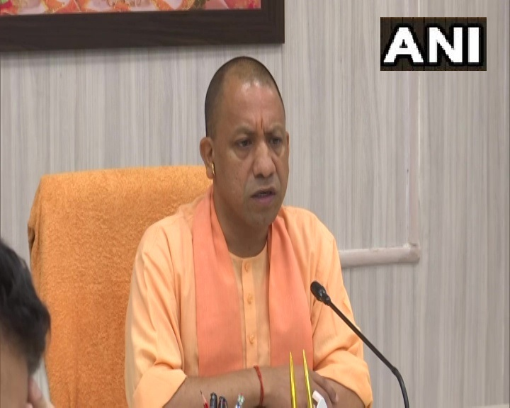ANINewsUP's tweet photo. Lucknow | It should be ensured that loudspeakers removed from religious sites shouldn't be re-installed. The sound of loudspeakers shouldn't come out of the religious premises. Failing to which, concerned area PS in charge&amp;other officials will be answerable: UP CM Yogi Adityanath https://t.co/QUyn5h14aN