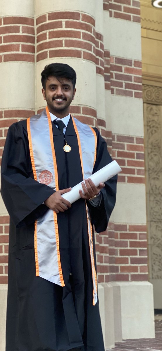 الحمدلله حمداً يليقُ بجلالتك وعظمتك
وجبروتك وكرمك وعظيم سلطانك

تم بحمدالله تخرجي من جامعة:
University of texas rio grande valley 

وحصولي على درجة البكالوريوس 
بتخصص الهندسة المدنيه بتقدير امتياز مع مرتبة الشرف
سائلاً المولى التوفيق لي ولكم🎓