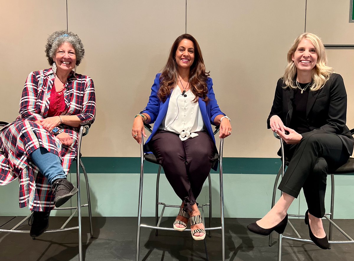StephCovertFICO's tweet photo. The Optimizing Business Culture track was one of the best parts of #FICOWorld! I'm grateful to the the panelists for their participation &amp; for being open &amp; transparent about their personal experience in business &amp; leadership. Were you in attendance? What were your thoughts? https://t.co/nkVsVxkIpq