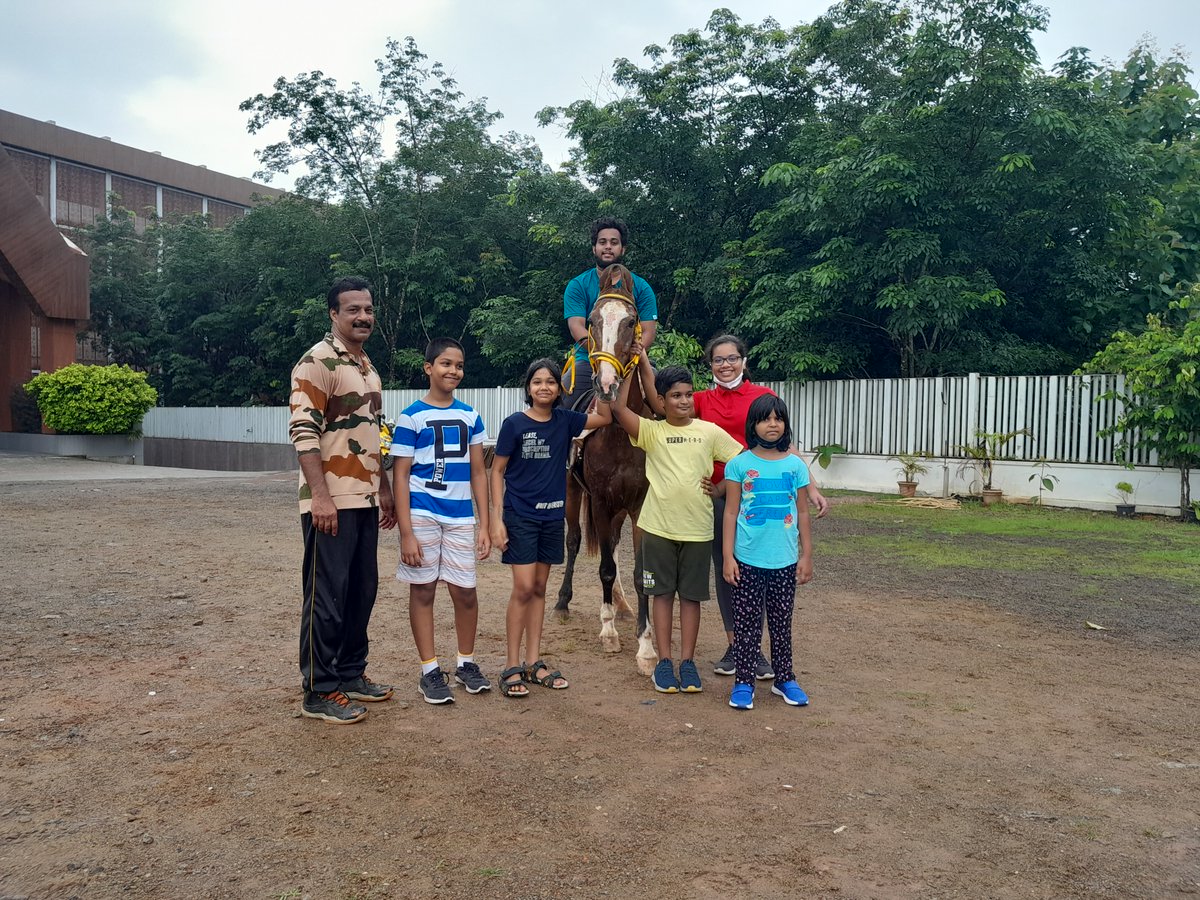 ChoiceTVLA's tweet photo. New Beginnings day 6 #horseriding #badminton #drawing #painting #art #calligraphy #football https://t.co/xIfU3eIxQk