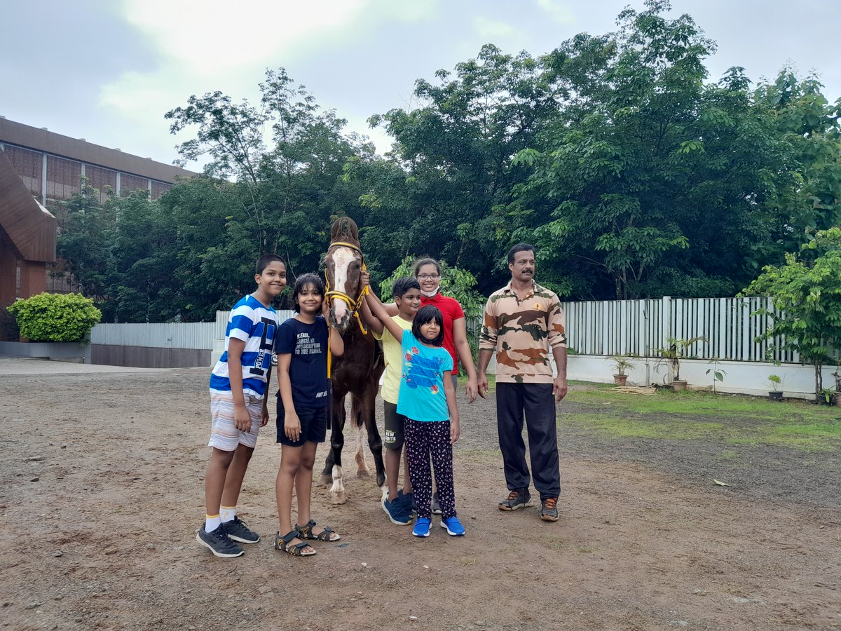 ChoiceTVLA's tweet photo. New Beginnings day 6 #horseriding #badminton #drawing #painting #art #calligraphy #football https://t.co/xIfU3eIxQk