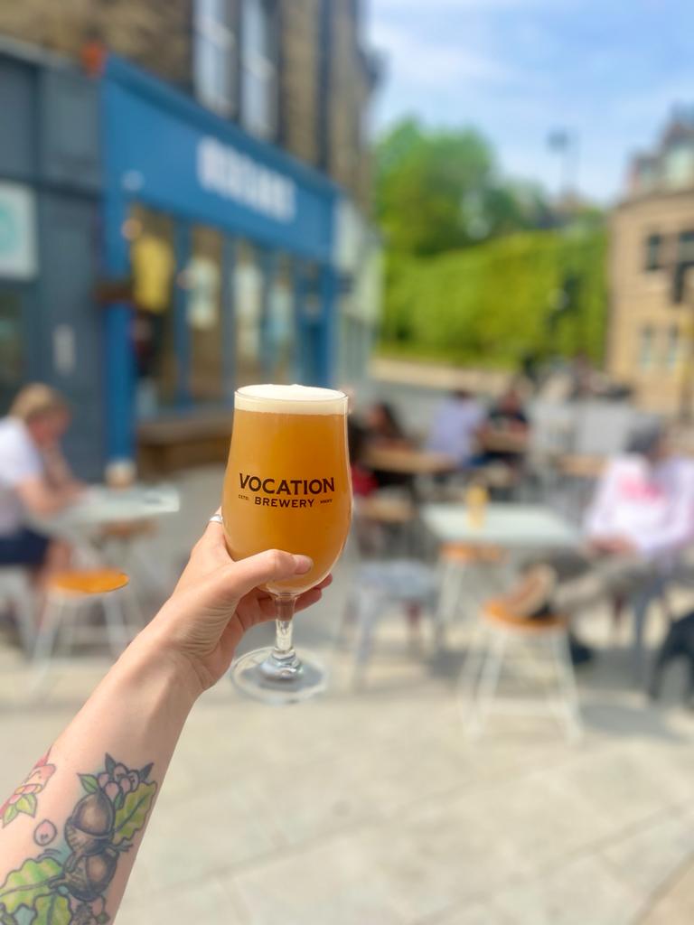 Oscars_Morley's tweet photo. Post work pint? Wednesday wet? Hump day huzza?...🍺 @vocationbrewery #humpday #huzza #hero #cheers #beers #Oscars #morley #morleybottoms #bottomsup #vocation #pint #Wednesday #whynot #streetview #sunshine #summer #mood #beer #beerlover #beersofinstagram #beeroftheday https://t.co/EIiHmsj2cU