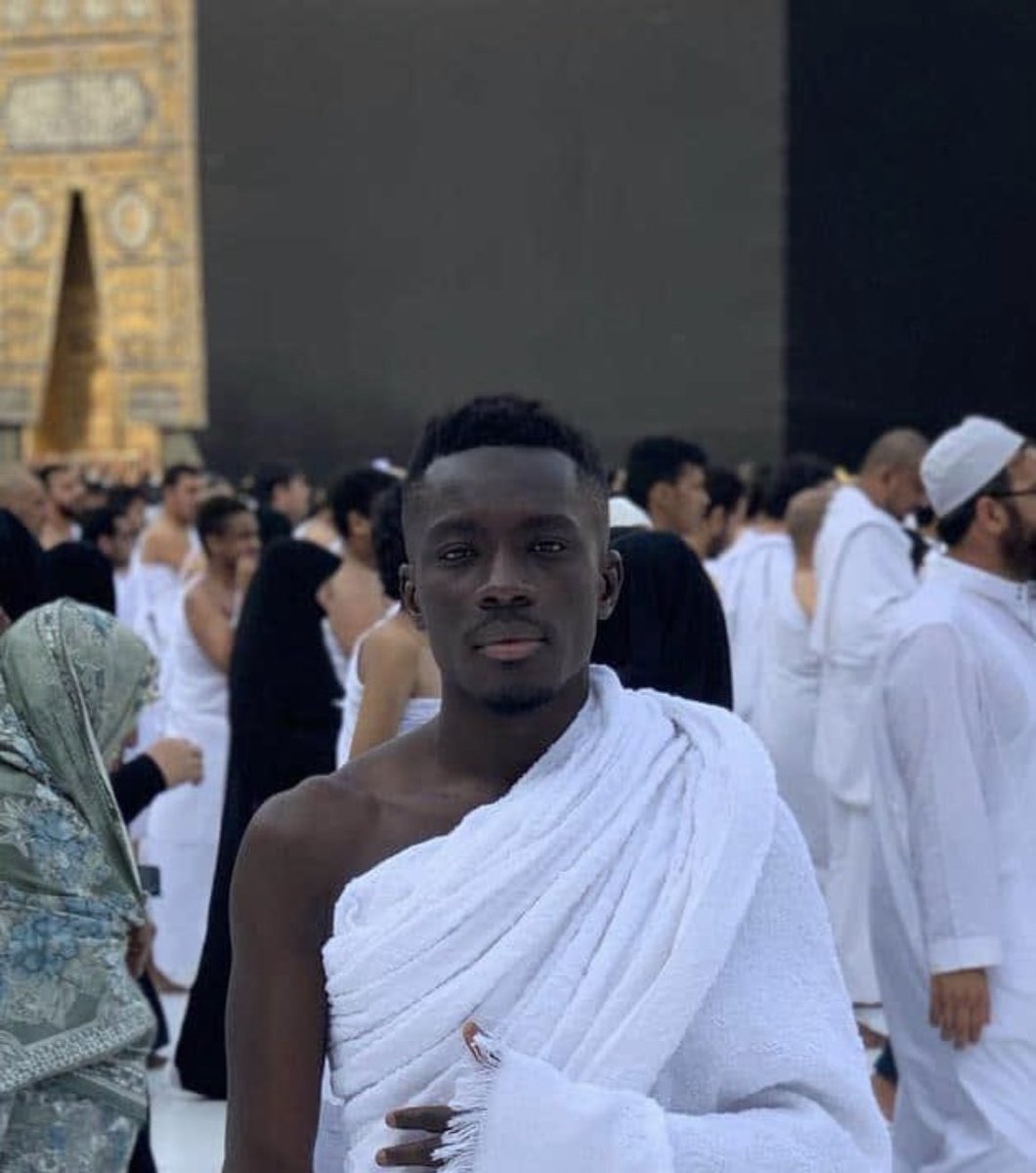 SoniaSalihate's tweet photo. ton peuple est derriere toi bonhomme. fais ton chemin et que rien ni personne te prive tes droits et convictions. 
#weareallidrissa https://t.co/G7OY83AKXV