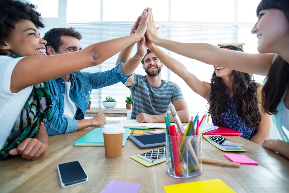 Businesses can outpace competitors if #dataandanalytics is core to your #strategy. Find out how #AxisGroup helps customers integrate analytics to grow &amp; compete effectively: hubs.la/Q01bmLtT0

#analyticsenablement #moderndataarchitecture #analyticsoperatingmodel