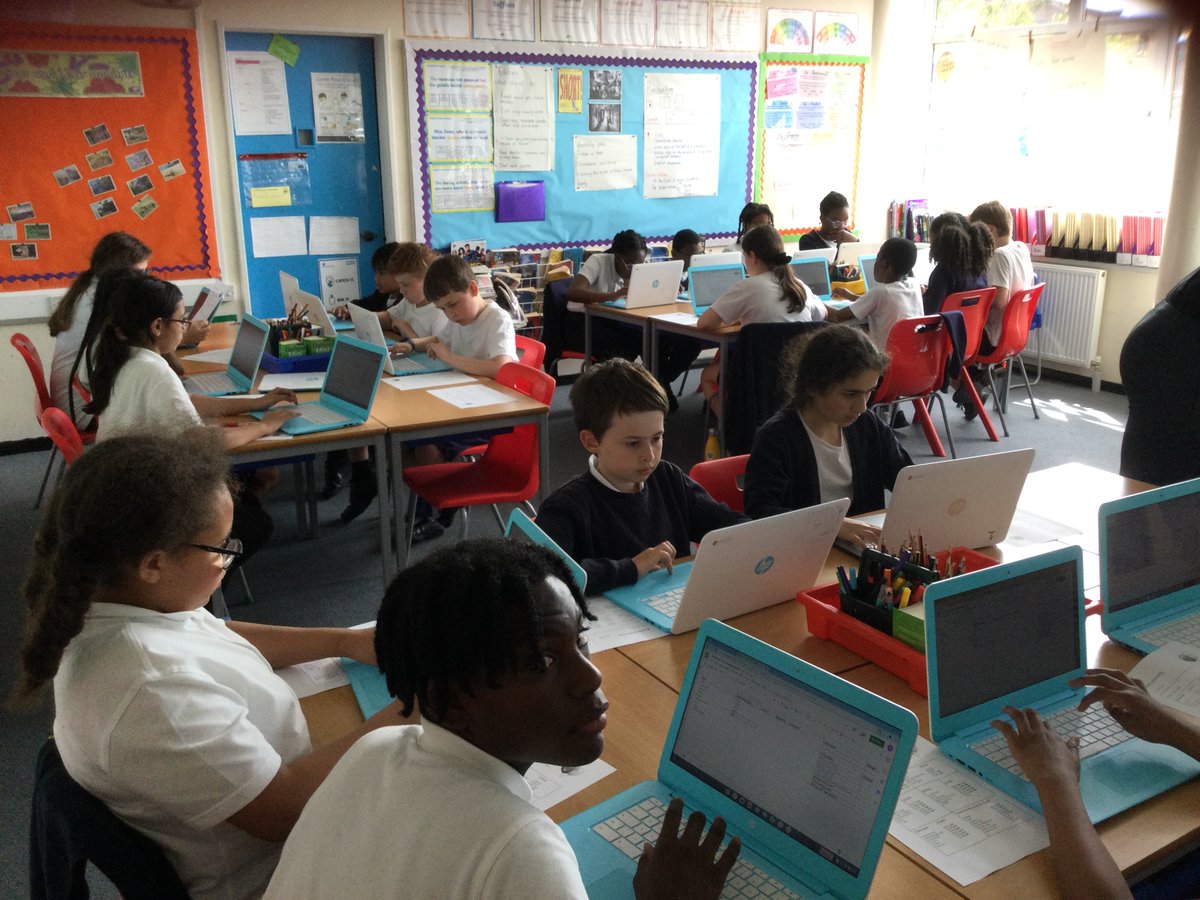 SMSMSchool's tweet photo. In Computing, Y6 pupils are planning and calculating the cost of an end of year event using spreadsheets that they have created. #smsmcomputing https://t.co/BH2ec8M8fQ