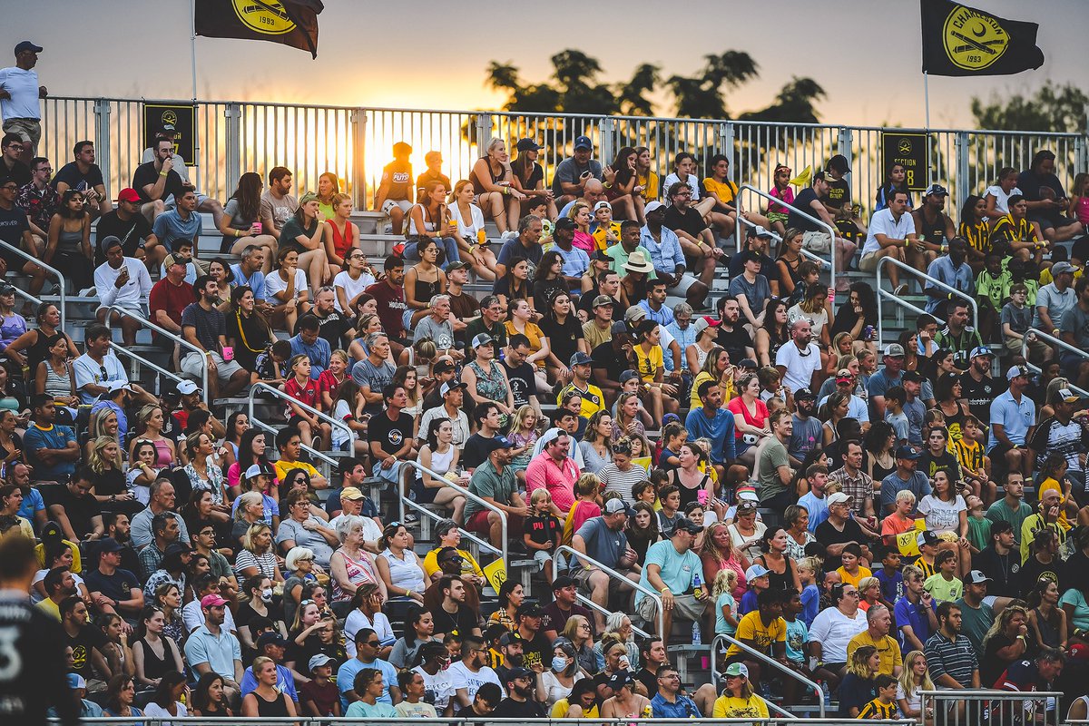 Chas_Battery's tweet photo. The entire West Stand GA section for this Saturday's match has 𝐬𝐨𝐥𝐝 𝐨𝐮𝐭‼️

See for yourself, don't wait too long before more sections sell out next 🎟️👉 https://t.co/CA7yLvepDm https://t.co/XlKxqYYAvE