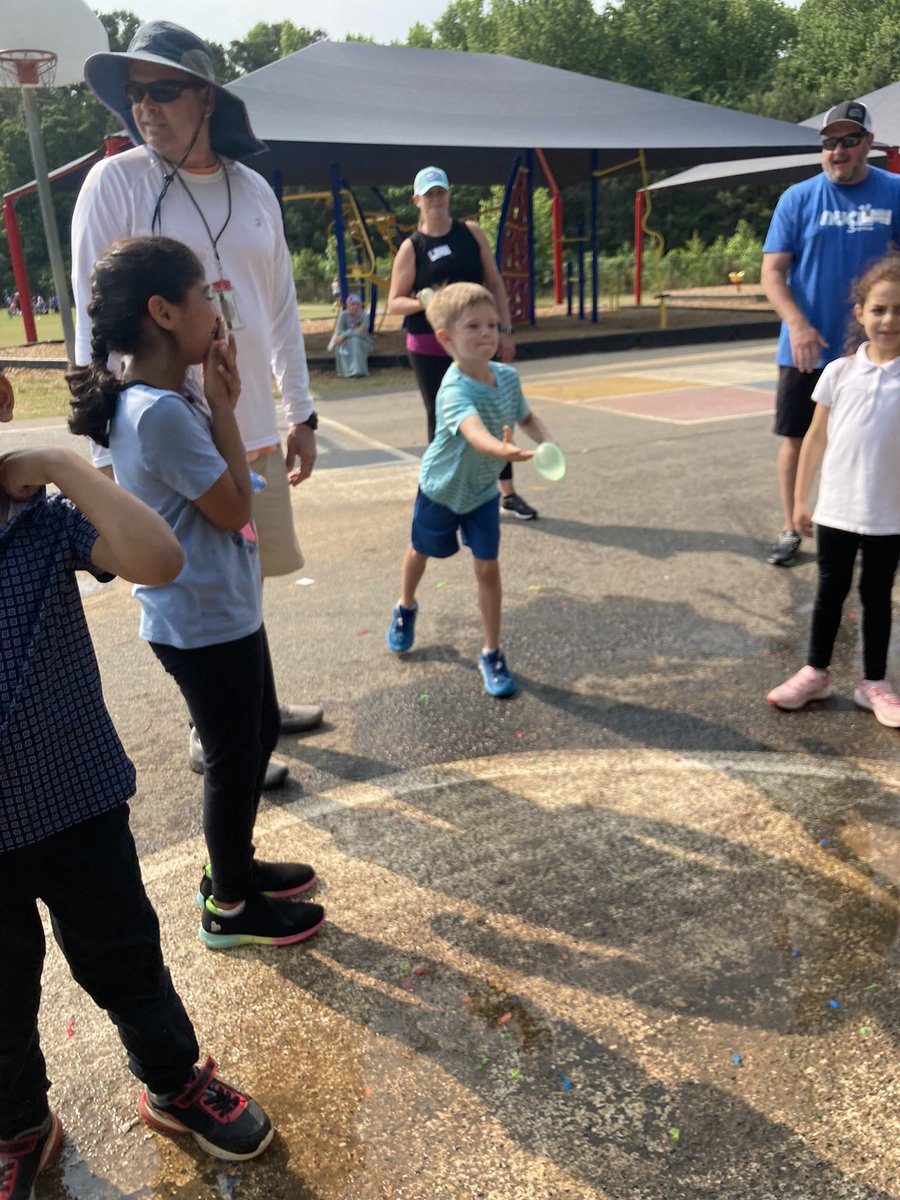 SheriMcmann's tweet photo. This #DolvINcredible student has had a great 2nd grade year! #PBIS @DolvinES https://t.co/hblOmK9jdS