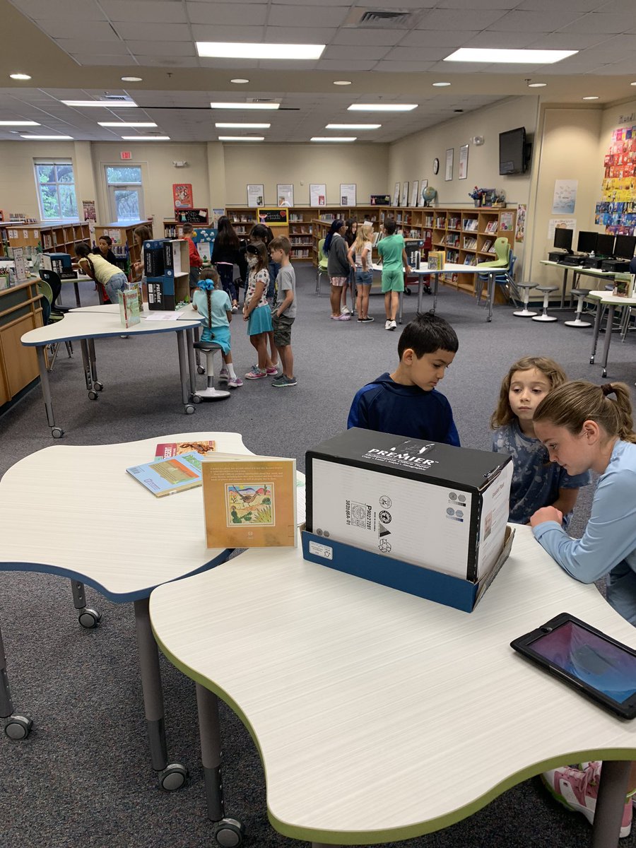 Langley Elementary School Library tweet media