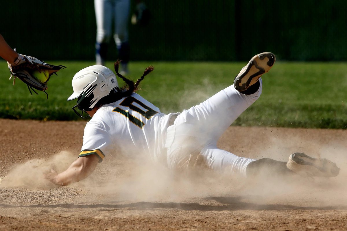 Last Evening I watched <a href="/AlexisPupillo/">Alexis Pupillo</a> on her Senior Night! <a href="/PeteRose_14/">Pete Rose</a> is one of my favorites &amp; when watching Alexis I am reminded of Him.  💯 go when on the field! Exciting to watch! Always in the game! We can do this!
#charliehustle
#committed 
#Congratulations 
#wascoproud